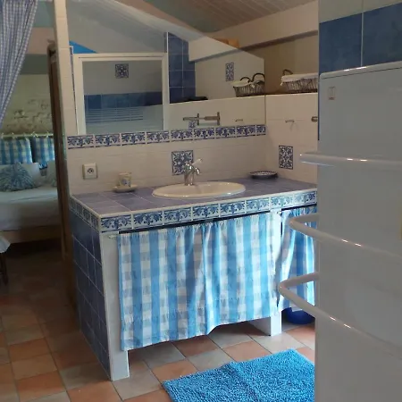 Beautiful With Swimming Pool Holiday home *